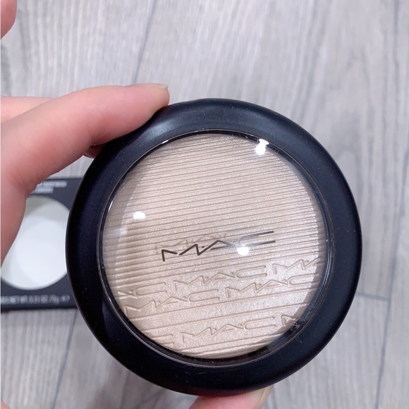 NIB MAC Extra Dimension Skinfinish Highlighter-Double-Gleam 9g - Picture 5 of 10